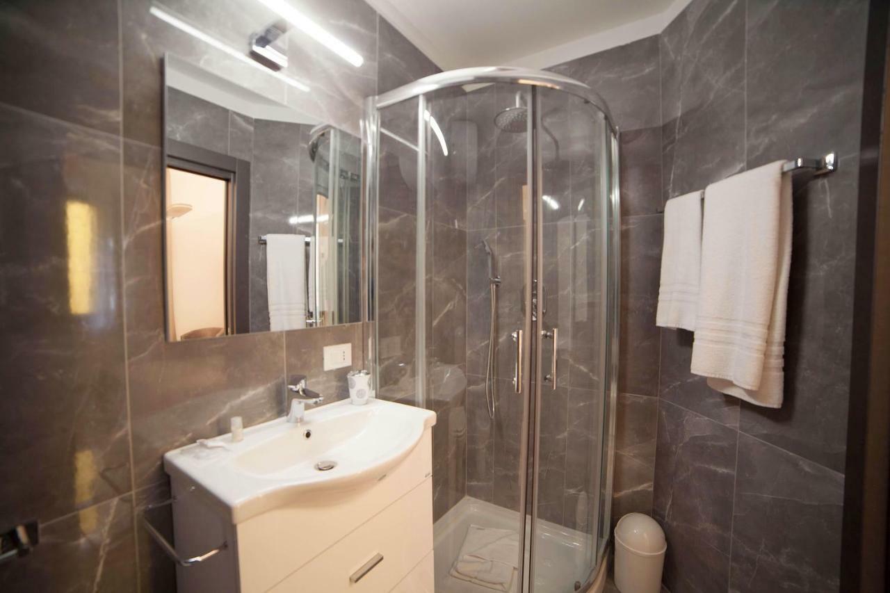 Imhome - Cadorna House Milano Eksteriør billede